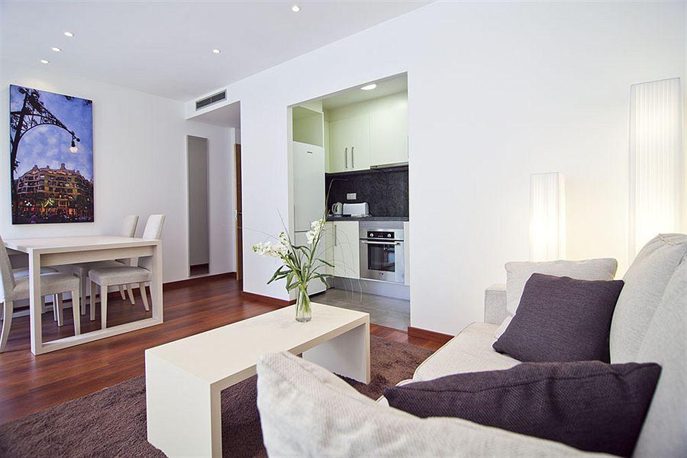 Sleep Urgell By Stay Barcelona Exterior photo